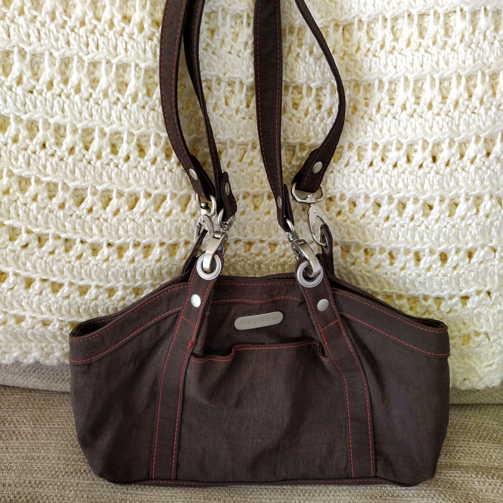 Small Baggalini Purse
